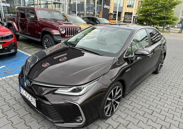 Toyota Corolla cena 87900 przebieg: 99583, rok produkcji 2019 z Janów Lubelski małe 781